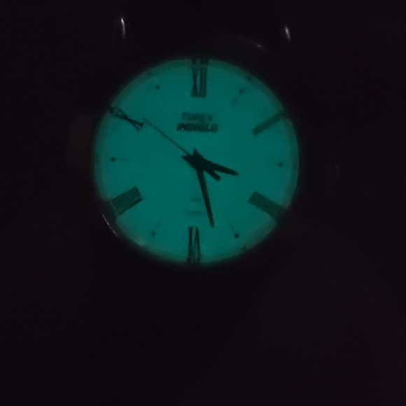 Mens Vintage 1991 Timex 33mm Indiglo Watch Gold Tone Quartz New Battery - Picture 12 of 12